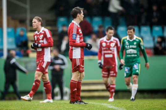 Degerfors spelare deppar