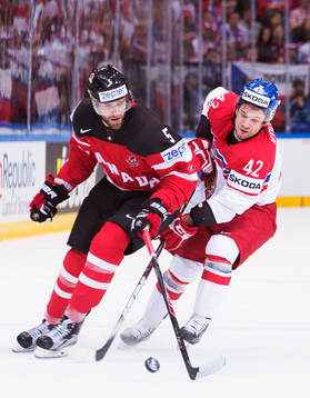 Kanadas Aaron Ekblad och Tjeckiens Petr Koukal