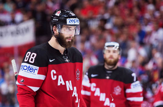 Kanadas Brent Burns spottar
