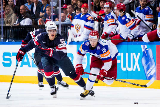 s Anders Lee och Rysslands Sergei Plotnikov