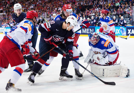 Rysslands Yegor Yakovlev, Viktor Tikhonov och målvakt