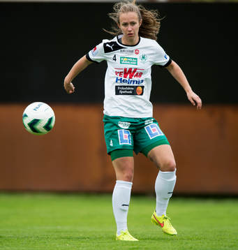 Mallbackens Eilish McSorley i matchen i damallsvenskan
