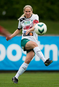 Mallbackens lagkapten Frida Broström i matchen i