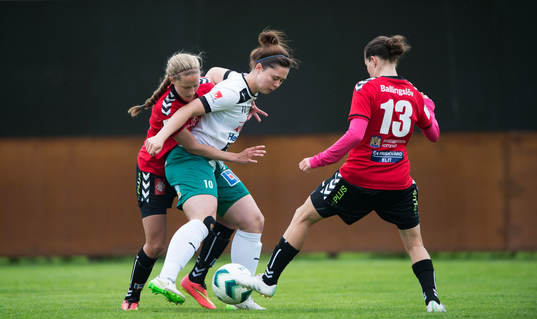 Mallbackens Zoe Ness i matchen i damallsvenskan mellan
