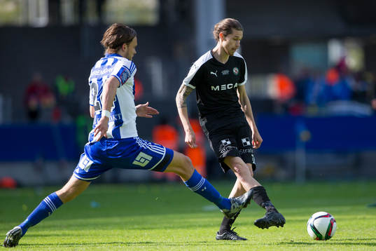 IFK Göteborgs Tom Pettersson mot Örebros Daniel Nordmark