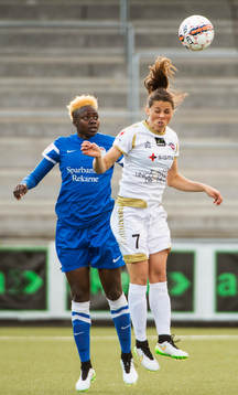 Eskilstunas Gaelle Enganamouit och Rosengårds Sara Björk