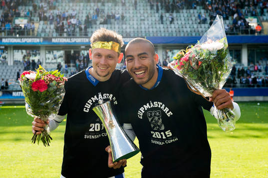 IFK Göteborgs Jakob Ankersen och Haitam Aleesami  jublar