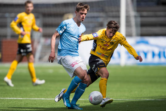 Malmö FFs Pavle Vagic och Elfsborgs Mervan Trncic