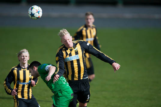 IFK Hässleholms Rasmus Christiansson i matchen i division