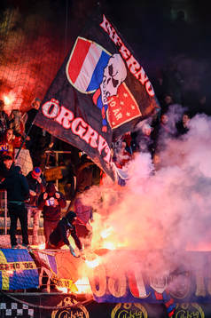 Bengaler i Örgrytes klack före en fotbollsmatch i