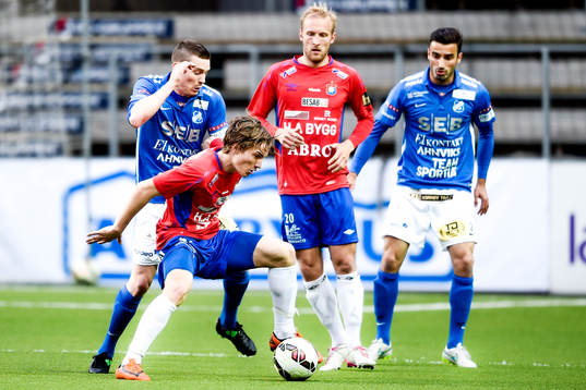Norrbys Nino Osmanagic och Örgrytes Jakob Lindström