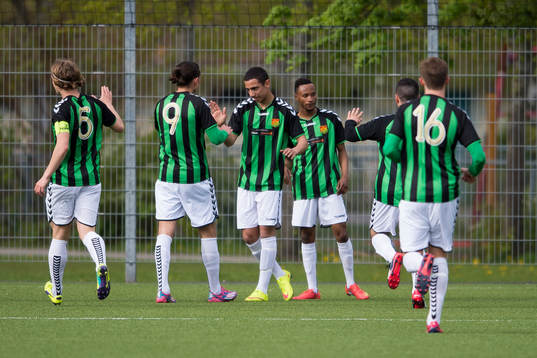 GAIS spelare jublar