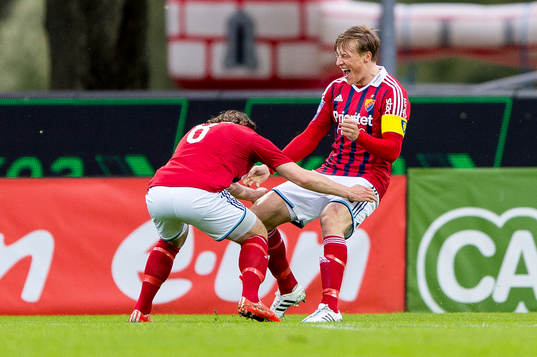 Djurgårdens Emil Bergström jublar