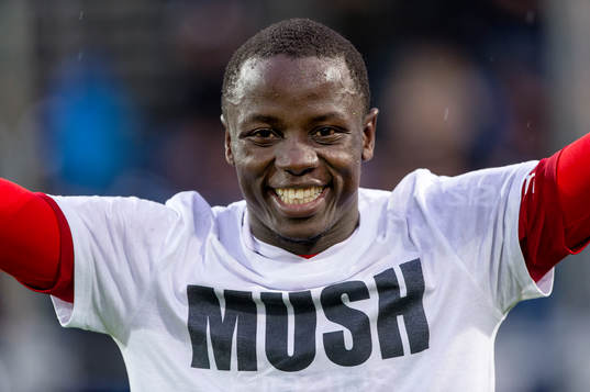 Djurgårdens Nyasha Mushekwi jublar