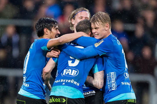 Halmstads spelare jublar