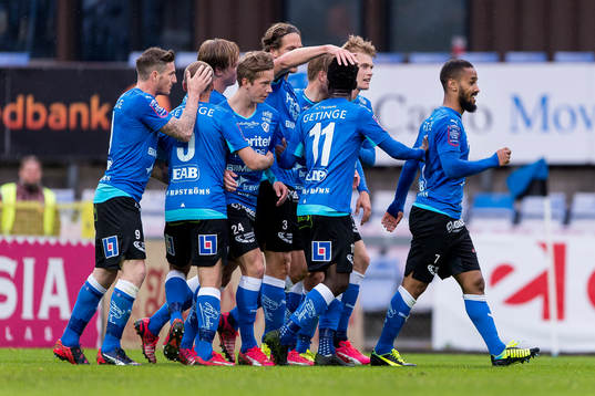 Halmstads spelare jublar