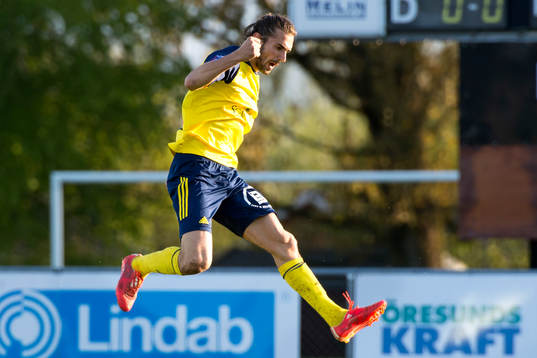 Ängelholms Vlado Zlojutro jublar