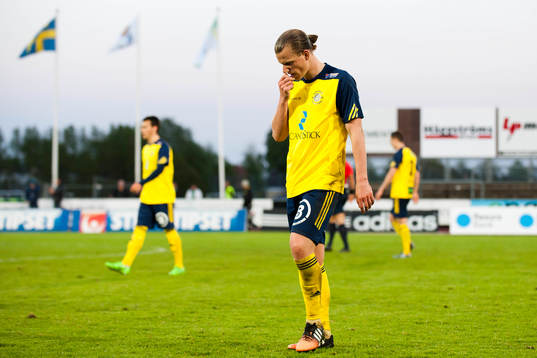 Ängelholms Sebastian Carlsén deppar