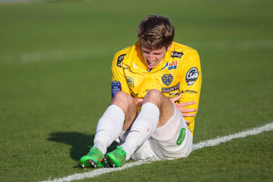 Falkenbergs Adam Eriksson har ont