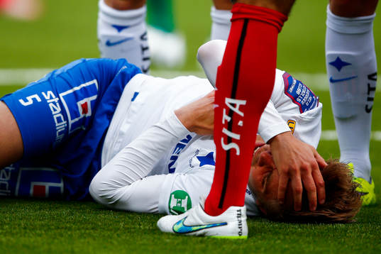 Norrköpings Christoffer Nyman ligger skadad