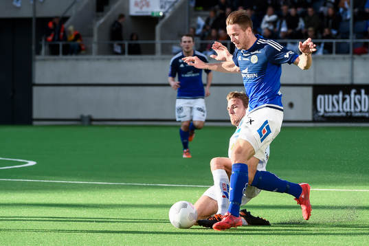 Gefles Johan Oremo och Sundsvalls Jon Gudni Fjoluson