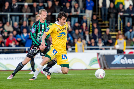 Varbergs Pär Asp och Ljungskiles Aleksandar Kitic