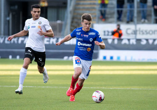 Åtvidabergs Simon Skrabb och Örebros Ahmed Yasin