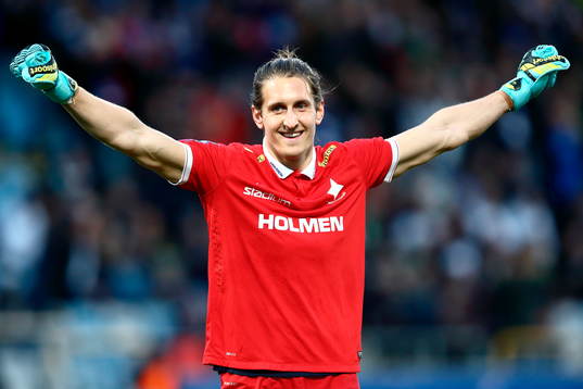 Norrköpings målvakt David Mitov Nilsson jublar