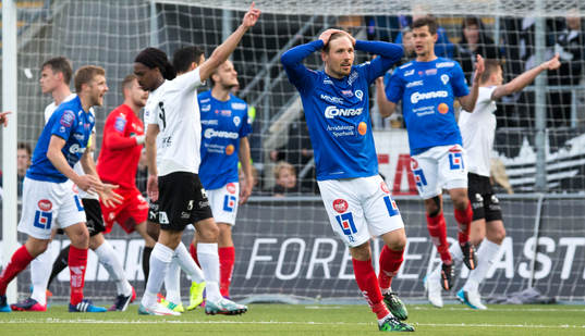 Åtvidabergs spelare Martin Christensen deppar när målet
