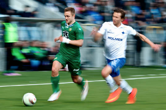 Hammarbys Mats Solheim och Norrköpings Arnór Ingvi