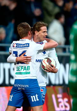 Norrköpings Joel Enarsson och Andreas Hadenius jublar