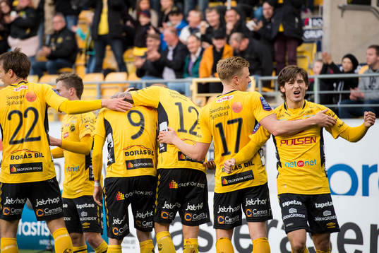 Elfsborgs spelare jublar