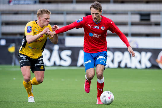 Kamp mellan Helsingborgs Frederik Helstrup Jensen  och