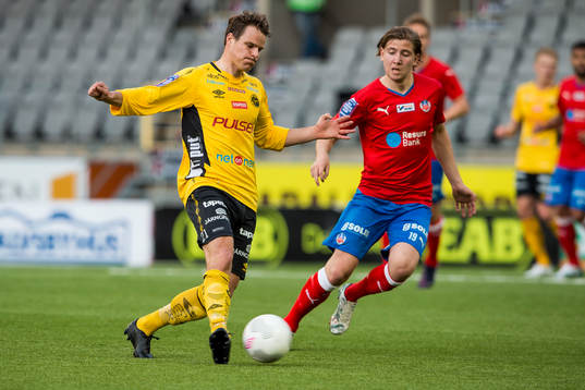 Elfsborgs Henning Hauger och Helsingborgs Darijan Bojanic