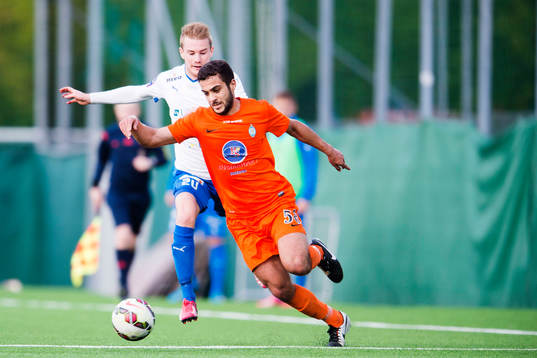 Värnamos Freddy Winsth och Athletics Othman El Kabir