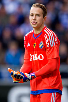 s målvakt Patrik Carlgren