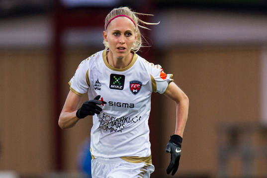 Rosengårds Line Röddik Hansenunder fotbollsmatchen i