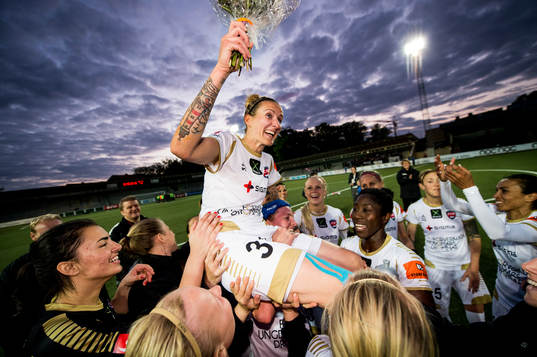 Bläddra bland fler bilder av Fotboll, Damallsvenskan, Rosengård - Kristianstad