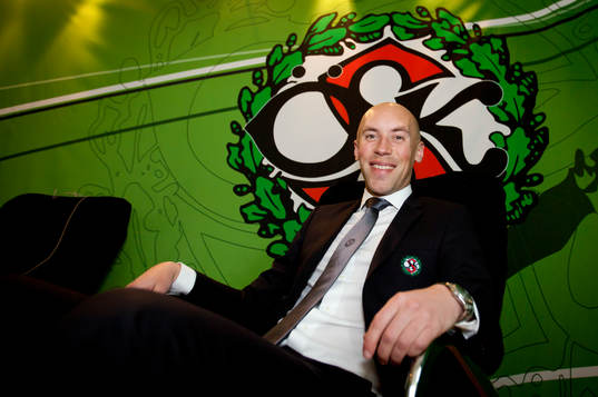 s VD Simon Åström