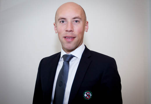 s VD Simon Åström