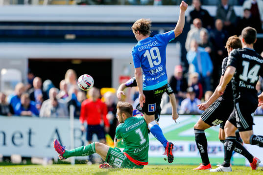 Halmstads Snorre Krogsgård i kollision med IFK Göteborgs