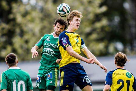 Bläddra bland fler bilder av Fotboll, Superettan, Ljungskile - Ängelholm