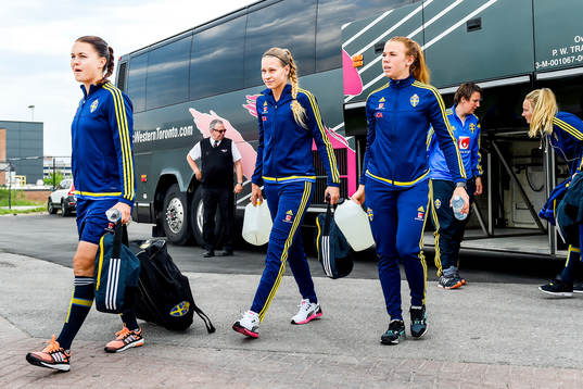 Sveriges Emilia Appelqvist, Charlotte Rohlin och Jessica
