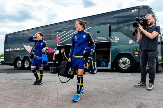 Sveriges Therese Sjögran och Lina Nilsson