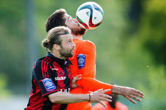 Brommapojkarnas Isak Nylén och Varbergs Ajsel Kujovic