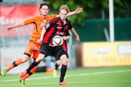 Varbergs Robin Tranberg och Brommapojkarnas Jonathan