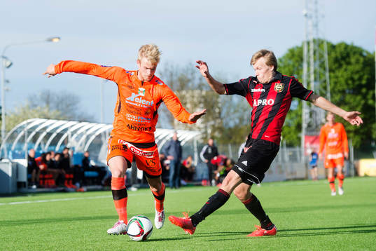 Varbergs Mats André Kaland och Brommapojkarnas Jonathan