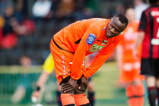Varbergs Nsima Peter deppar