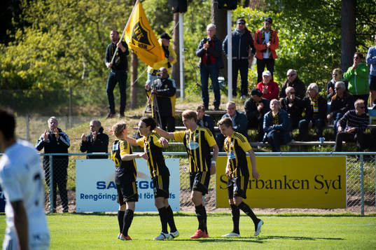 IFK Hässleholms Filip Ranmo har gjort segermålet 0-1 i