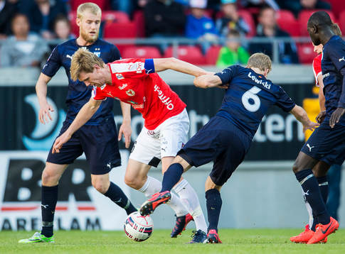 Kalmars David Elm och Malmö FFs Oscar Lewicki